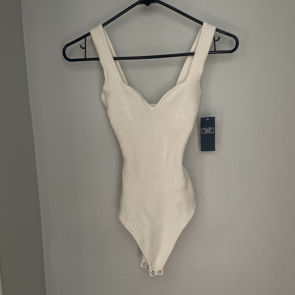 Abercrombie & Fitch bodysuit